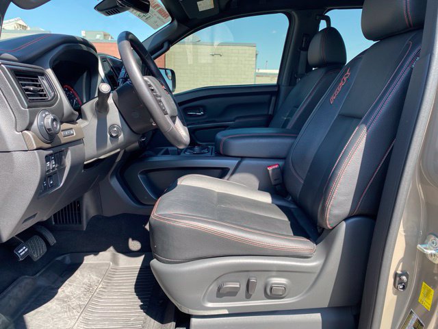 Used 2024 Nissan Titan PRO-4X w/ Pro-4x Convenience Package AWD/4WD image 13