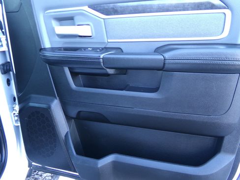 Used 2022 RAM 2500 Big Horn w/ Level A Equipment Group image 34