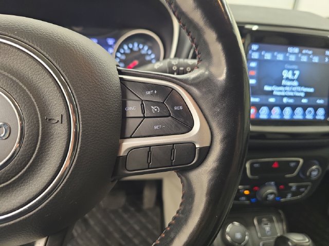 Used 2020 Jeep Compass Limited AWD/4WD image 31