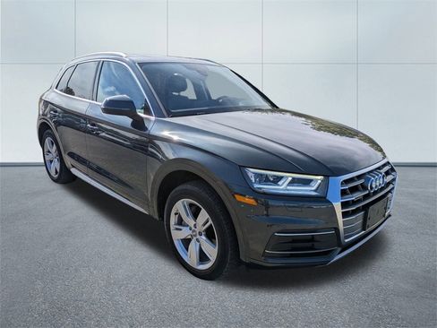 Used 2019 Audi Q5 2.0T Premium Plus w/ Premium Plus Package image 1