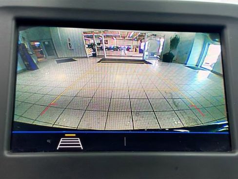 Used 2020 Chevrolet Equinox LT image 15