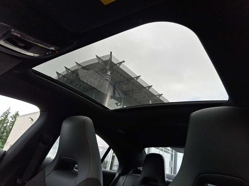 Used 2023 Mercedes-Benz CLA 250 4MATIC image 11