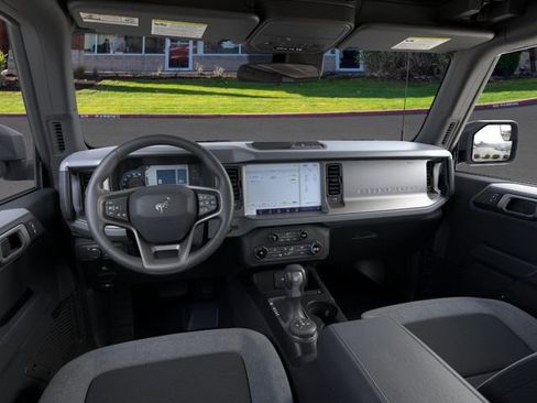 New 2025 Ford Bronco 4-Door AWD/4WD image 9