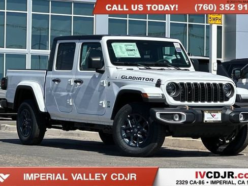 New 2026 Jeep Gladiator Sport AWD/4WD image 1