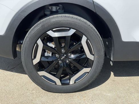 Used 2025 Kia Telluride S FWD image 51