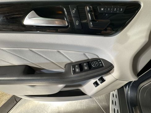 Used 2016 Mercedes-Benz GL 450 4MATIC image 20