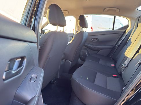 New 2025 Nissan Sentra SV image 28