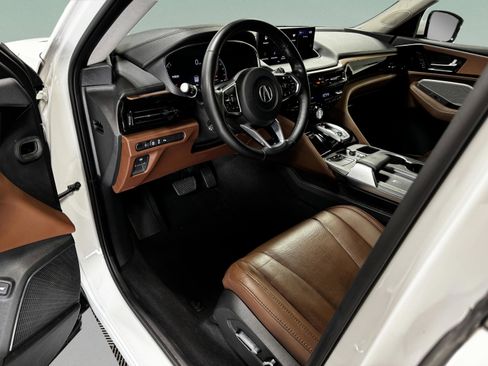 Certified 2023 Acura MDX FWD w/ Technology Package image 10