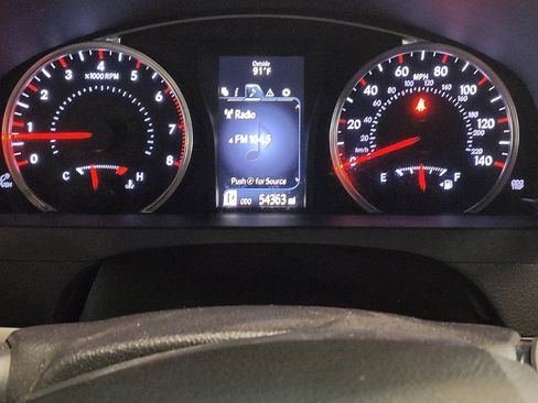 Used 2017 Toyota Camry XSE w/ Moonroof Package FWD image 23