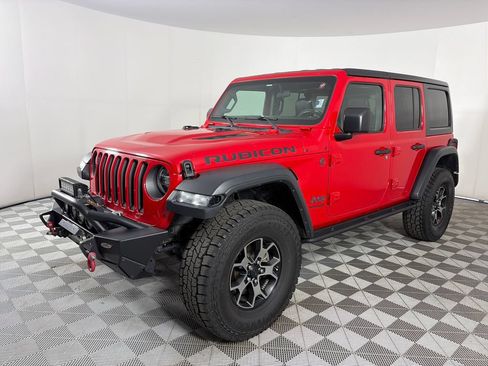 Used 2018 Jeep Wrangler Unlimited Rubicon w/ Cold Weather Group AWD/4WD image 3