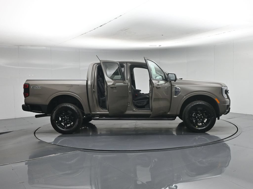 New 2026 Ford Ranger Lariat w/ FX4 Off-Road Package AWD/4WD image 4