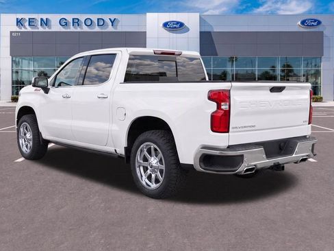 Used 2019 Chevrolet Silverado 1500 LTZ w/ LTZ Plus Package AWD/4WD image 6