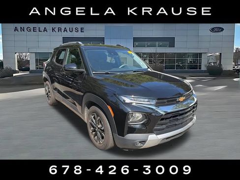 Used 2023 Chevrolet TrailBlazer LT w/ Convenience Package FWD image 1