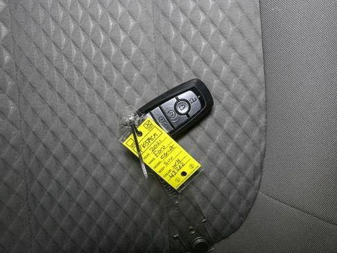 Used 2021 Ford Escape SE w/ Convenience Package AWD/4WD image 38