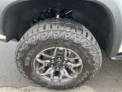 New 2026 Chevrolet Colorado ZR2 AWD/4WD image 9