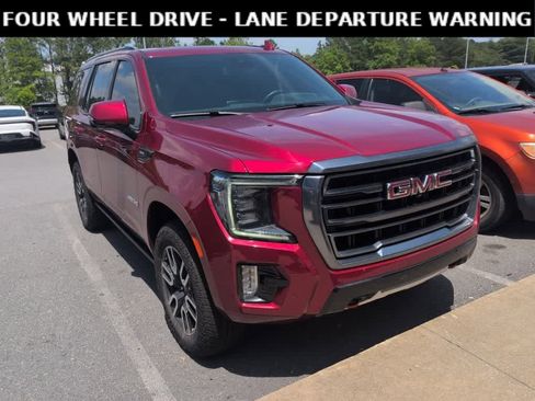 Used 2024 GMC Yukon AT4 w/ AT4 Premium Package AWD/4WD image 3