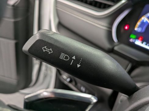 Used 2023 Jeep Grand Cherokee Altitude image 18