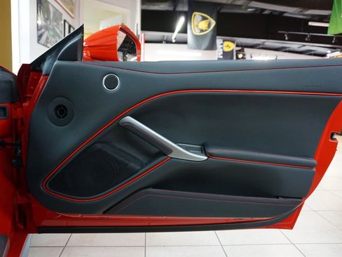 Used 2016 Ferrari F12 Berlinetta image 21
