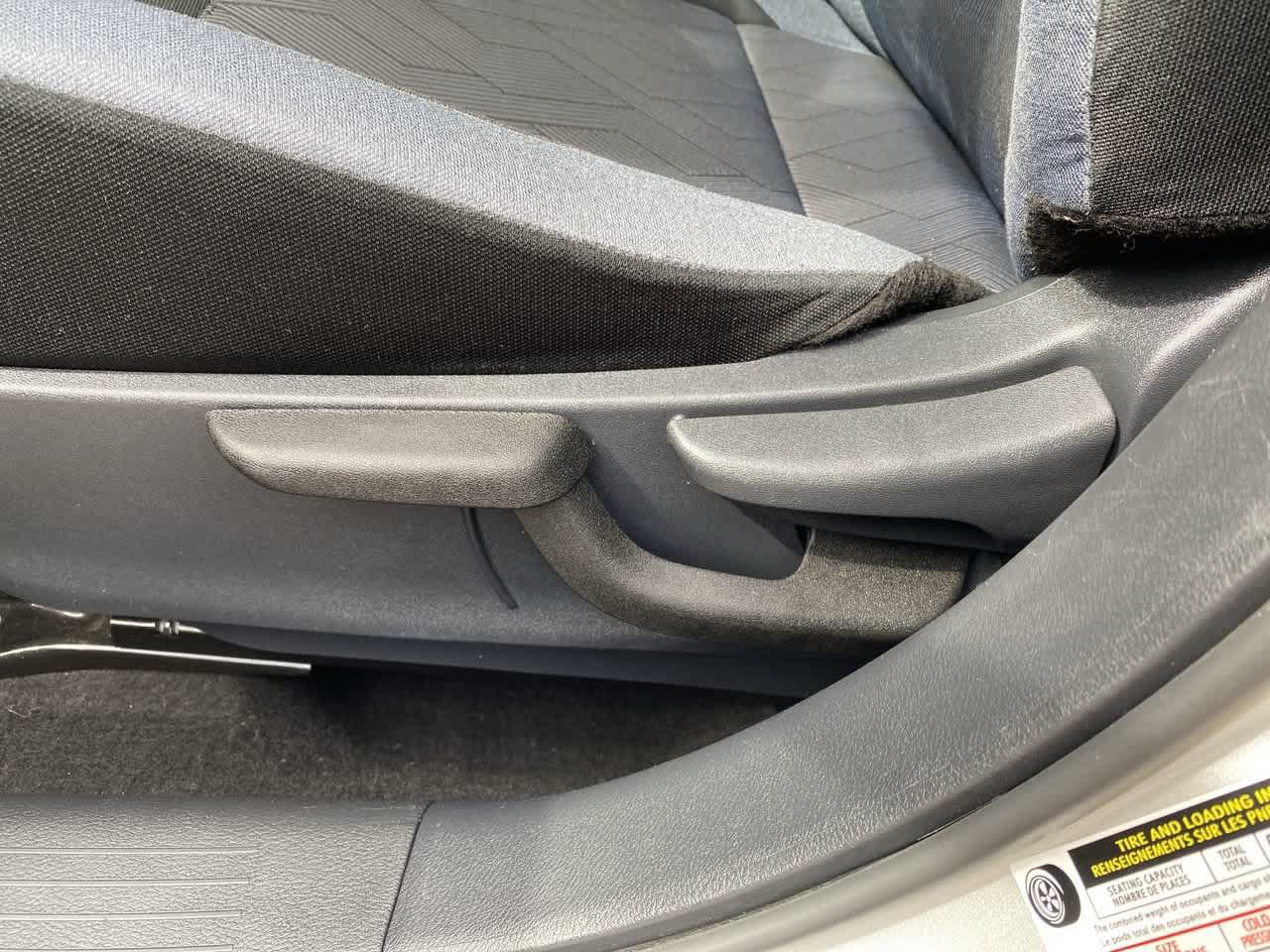 Used 2024 Nissan Versa SV FWD image 15