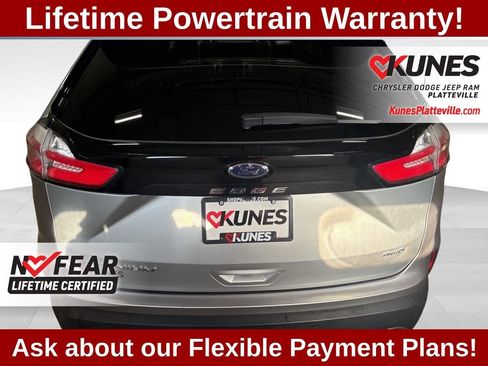 Used 2024 Ford Edge Titanium image 11