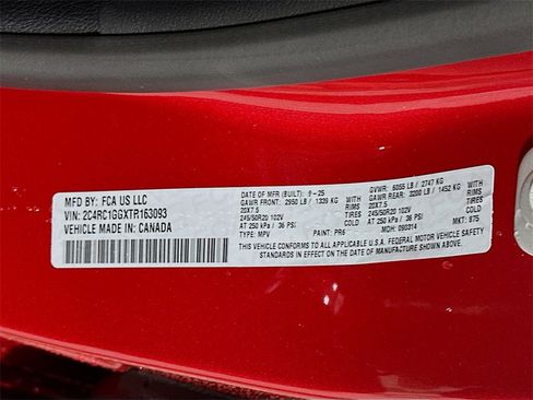 New 2026 Chrysler Pacifica Limited w/ Uconnect Theater Family Group image 19