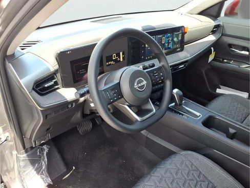 New 2026 Nissan Kicks SV FWD image 10