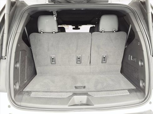 Used 2022 Chevrolet Tahoe RST w/ Luxury Package image 21