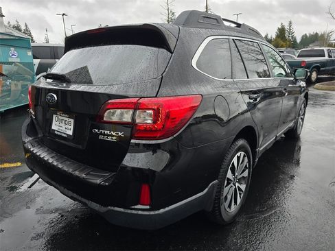 Used 2015 Subaru Outback 2.5i Limited image 4