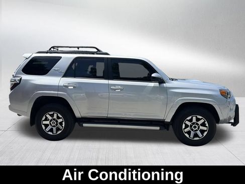 Used 2023 Toyota 4Runner TRD Off-Road AWD/4WD image 5