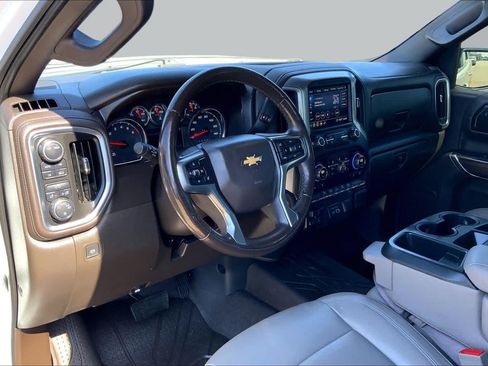 Used 2020 Chevrolet Silverado 1500 LT w/ Texas Edition AWD/4WD image 18