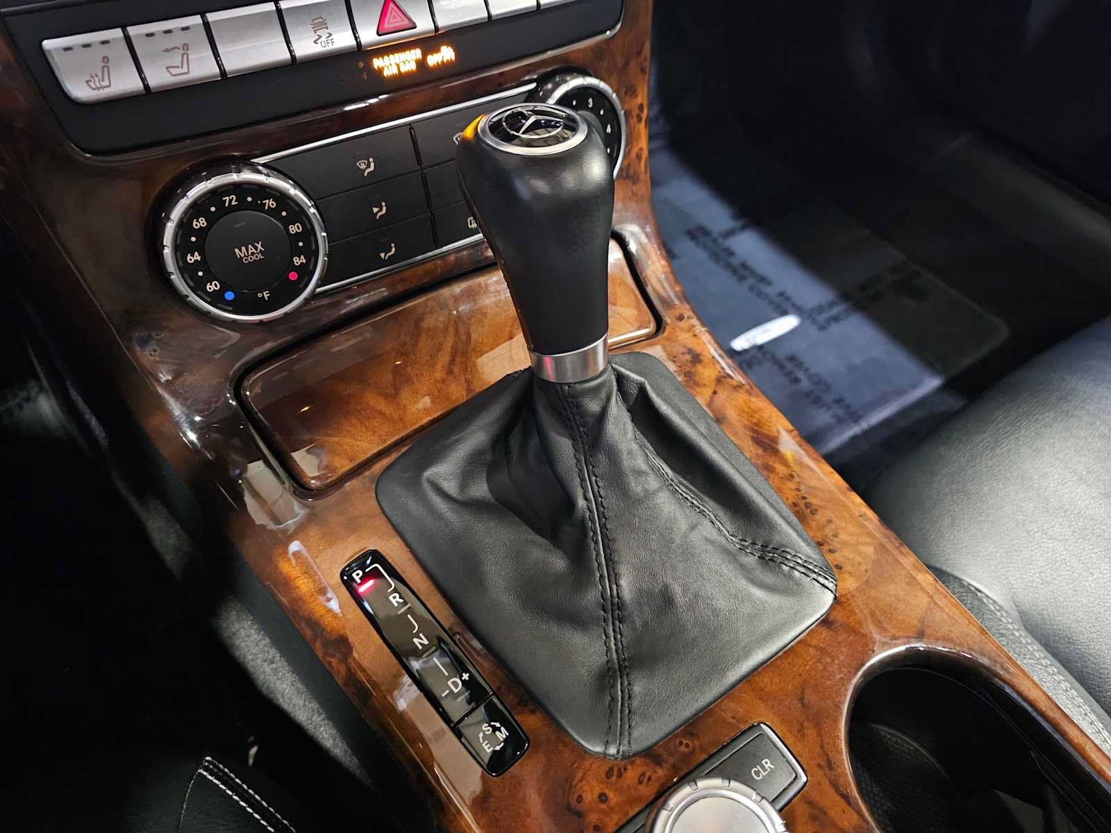 Used 2012 Mercedes-Benz SLK 350 image 25