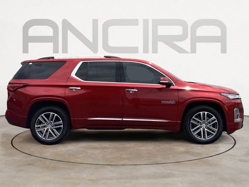 Used 2023 Chevrolet Traverse High Country AWD/4WD image 13