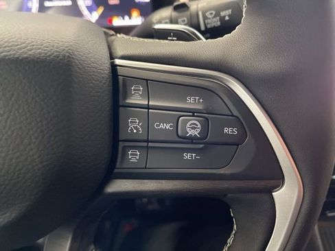 New 2026 Jeep Grand Cherokee L Limited image 40