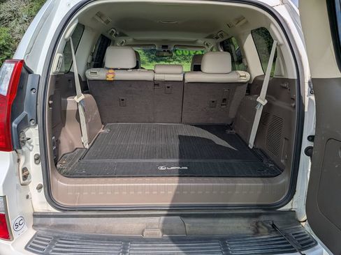 Used 2010 Lexus GX 460 Premium AWD/4WD image 30
