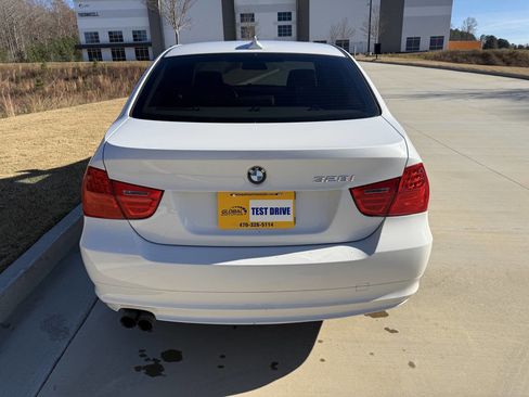 Used 2009 BMW 328i xDrive Sedan image 6