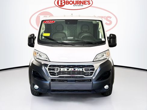 Used 2025 RAM ProMaster 2500 w/ U-Haul Equipment Group FWD image 4