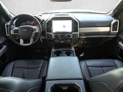 Used 2022 Ford F250 Lariat w/ Black Appearance Package AWD/4WD image 15