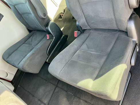 Used 2015 Dodge Grand Caravan American Value Package image 29