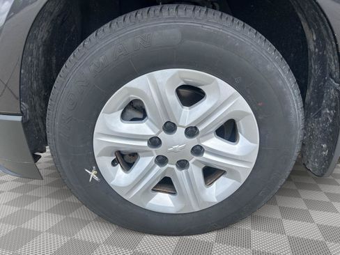 Used 2017 Chevrolet Traverse LS FWD image 22