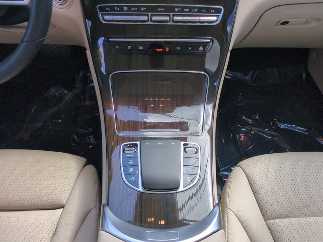 Used 2022 Mercedes-Benz GLC 300 image 18
