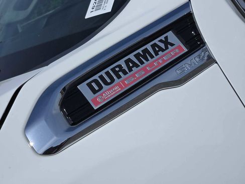 Certified 2020 GMC Sierra 2500 Denali w/ Denali Ultimate Package AWD/4WD image 10