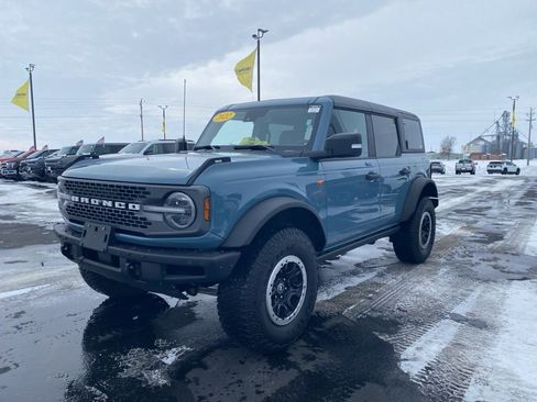 Used 2022 Ford Bronco Badlands w/ Sasquatch Package image 11