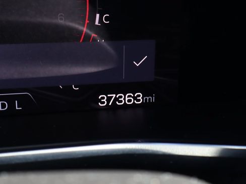 Used 2023 GMC Canyon Elevation w/ Elevation Premium Package RWD image 26
