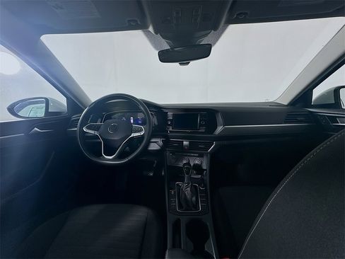 Used 2024 Volkswagen Jetta S image 10