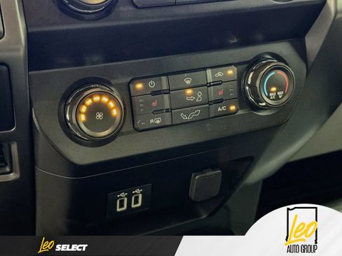 Used 2019 Ford F150 XLT w/ Equipment Group 302A Luxury AWD/4WD image 20