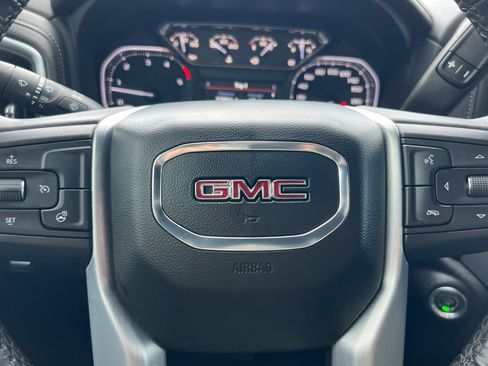 Used 2023 GMC Sierra 3500 SLT w/ Gooseneck/5TH Wheel Package image 22