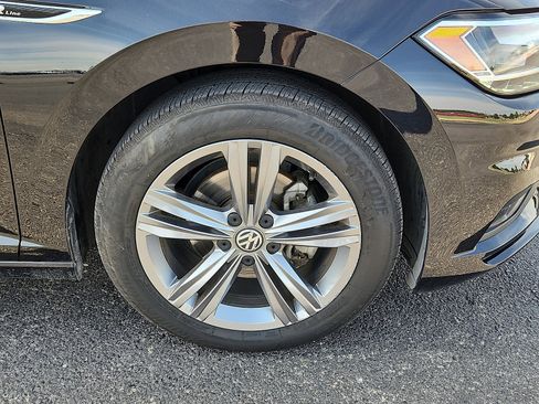 Used 2020 Volkswagen Jetta R-Line FWD image 7
