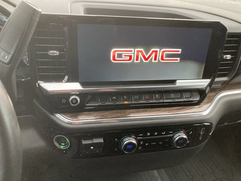 Used 2023 GMC Sierra 1500 SLE AWD/4WD image 14