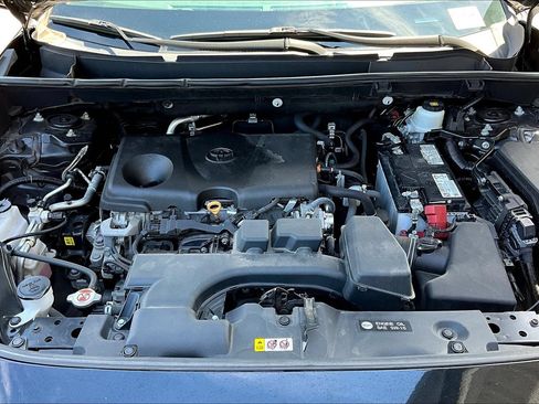 Used 2023 Toyota RAV4 LE AWD/4WD image 28