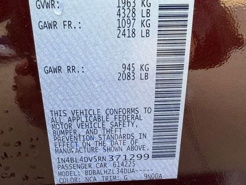 Used 2024 Nissan Altima 2.5 SV image 32